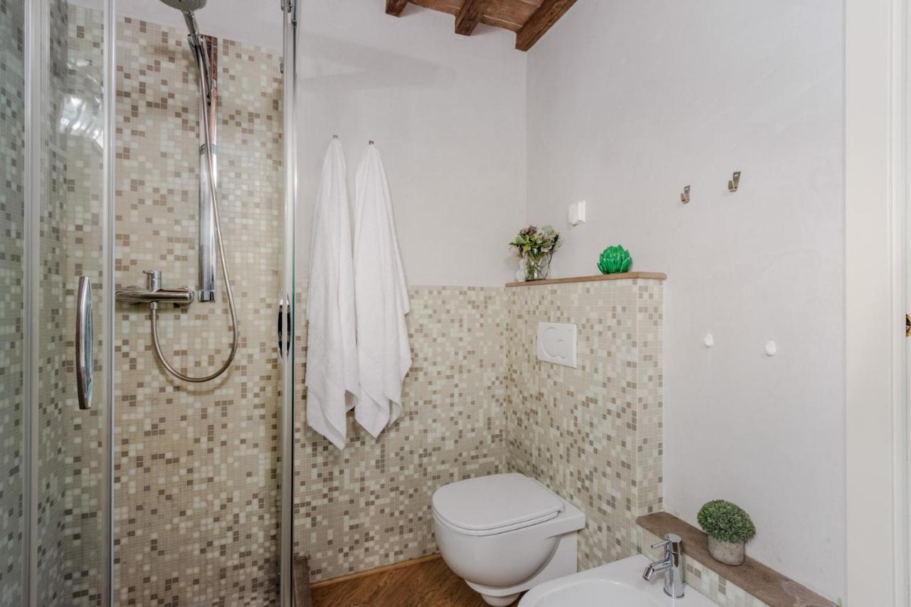 Helene Smart Flat With Elevator Inside Lucca Exterior foto