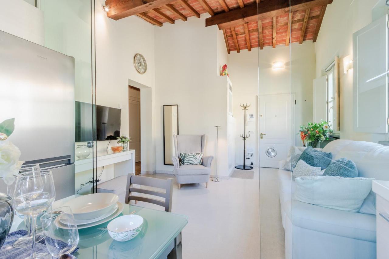 Helene Smart Flat With Elevator Inside Lucca Exterior foto