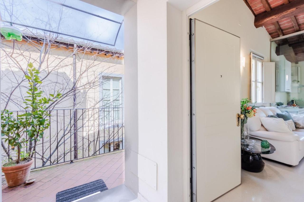 Helene Smart Flat With Elevator Inside Lucca Exterior foto